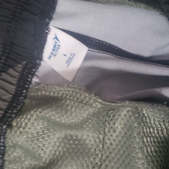OLD NAVY running shorts sz L - Picture 4 of 7